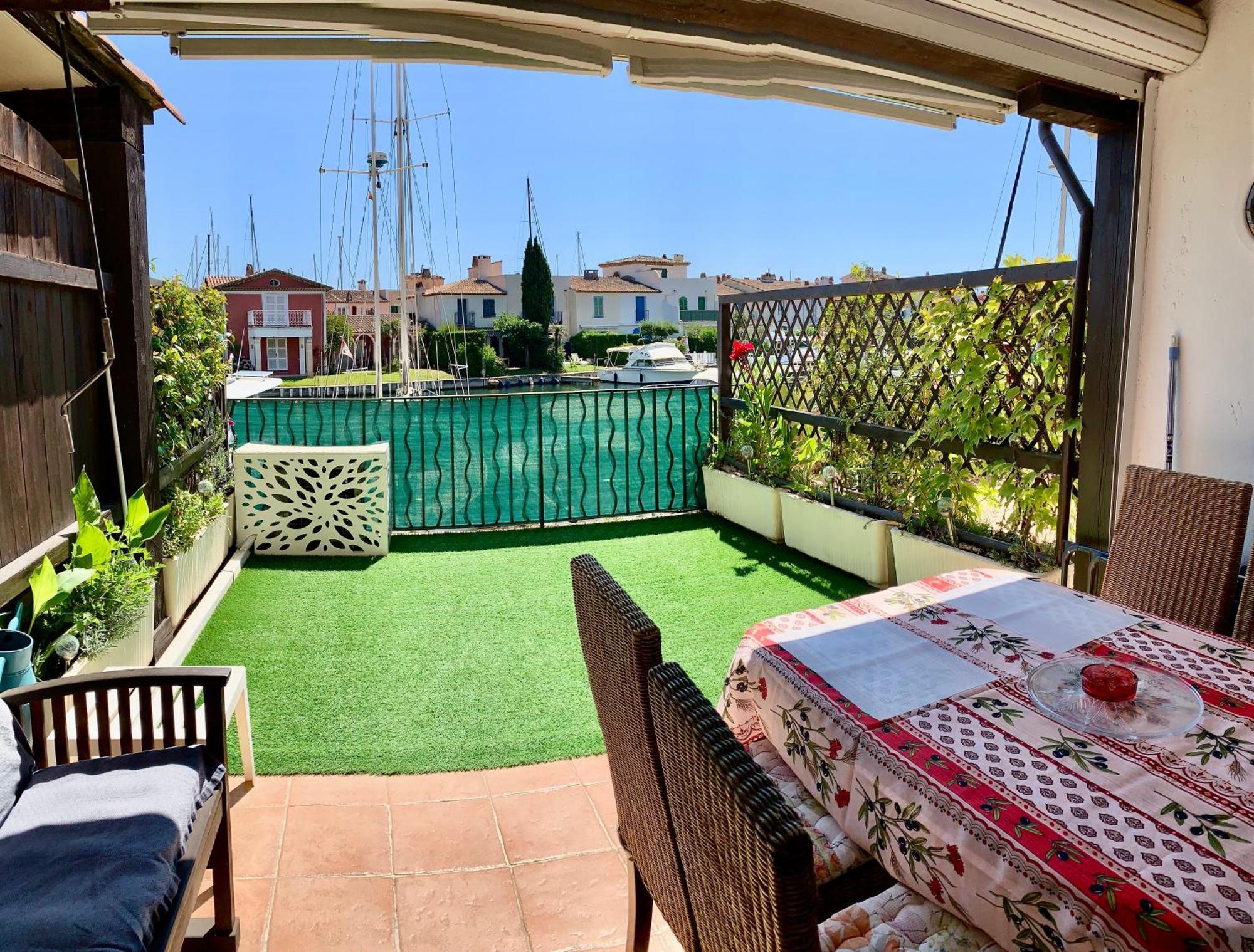 Appartement Rue De L'Amarrage A Port Grimaud Avec Terrasse Vue Canaux Et Garage المظهر الخارجي الصورة